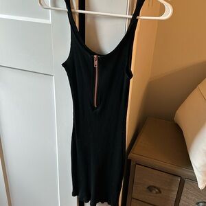 Black bodycon dress - Rose gold zipper